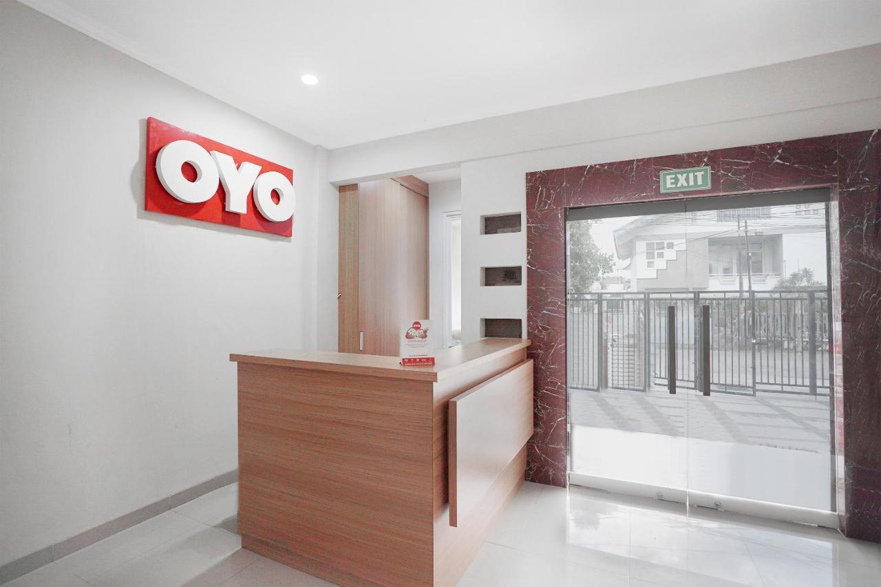 Oyo 415 The Kartini 8 Residence ジャカルタ エクステリア 写真