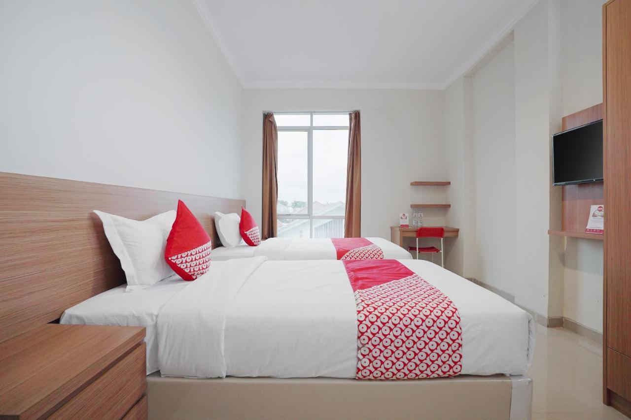 Oyo 415 The Kartini 8 Residence ジャカルタ エクステリア 写真
