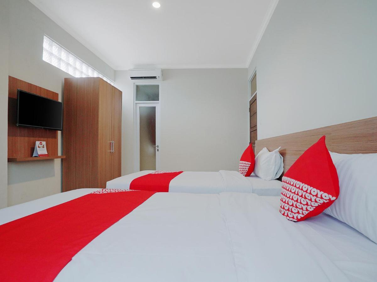 Oyo 415 The Kartini 8 Residence ジャカルタ エクステリア 写真