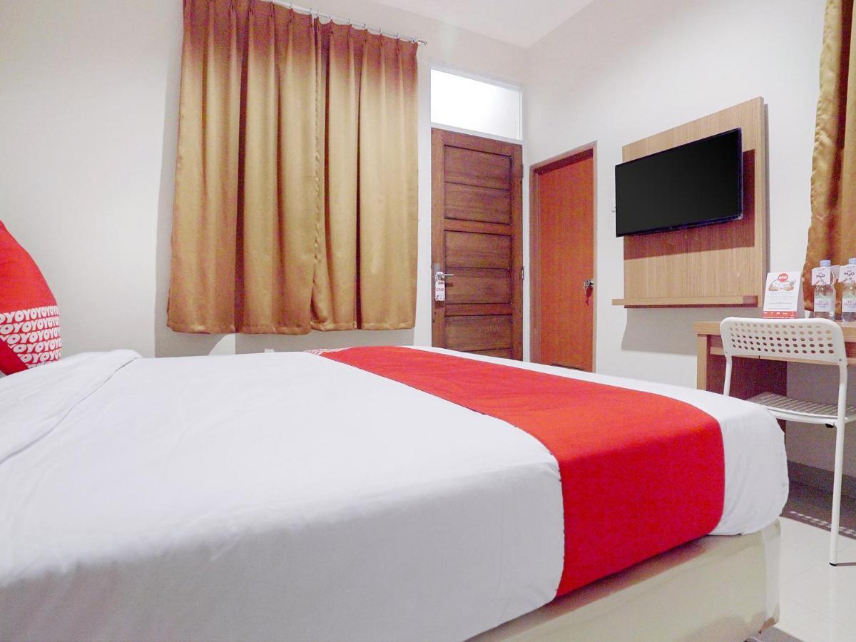 Oyo 415 The Kartini 8 Residence ジャカルタ エクステリア 写真