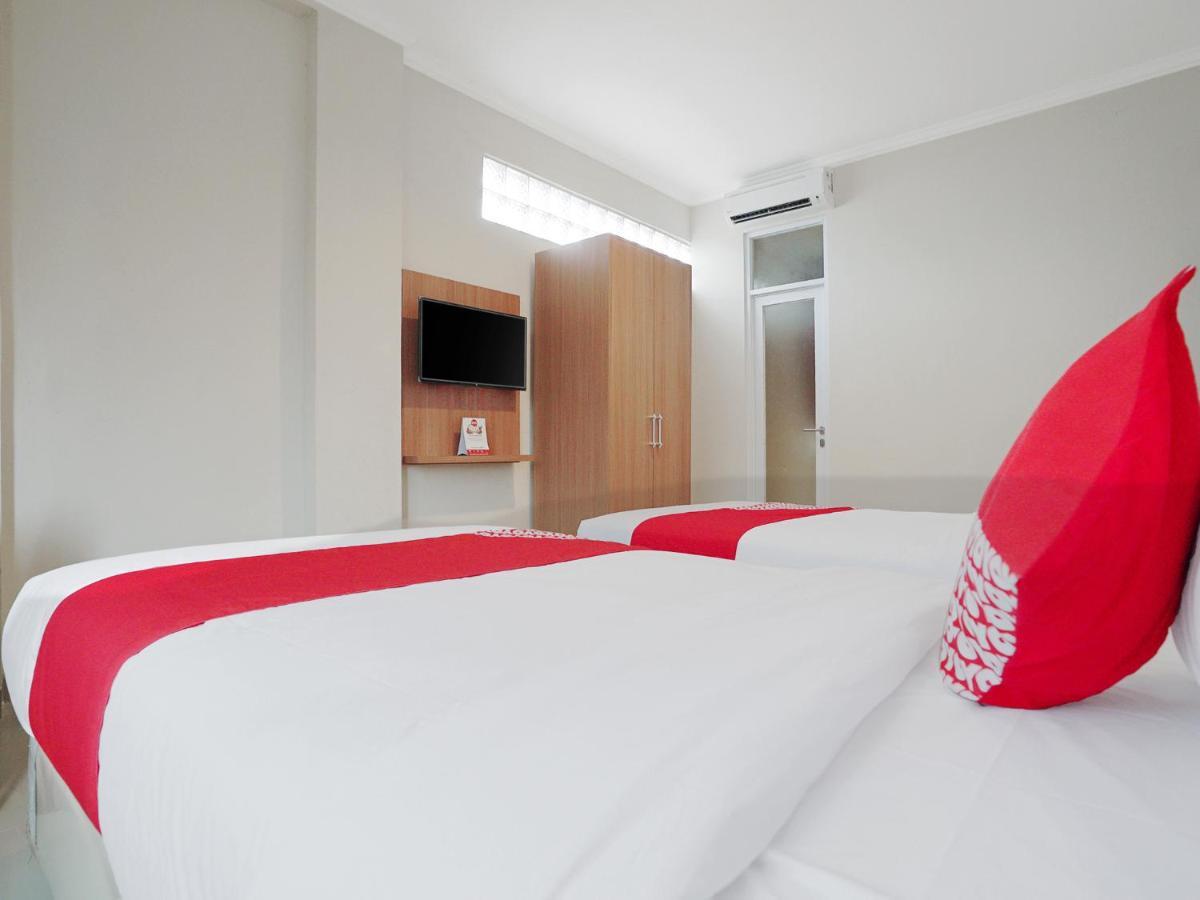 Oyo 415 The Kartini 8 Residence ジャカルタ エクステリア 写真