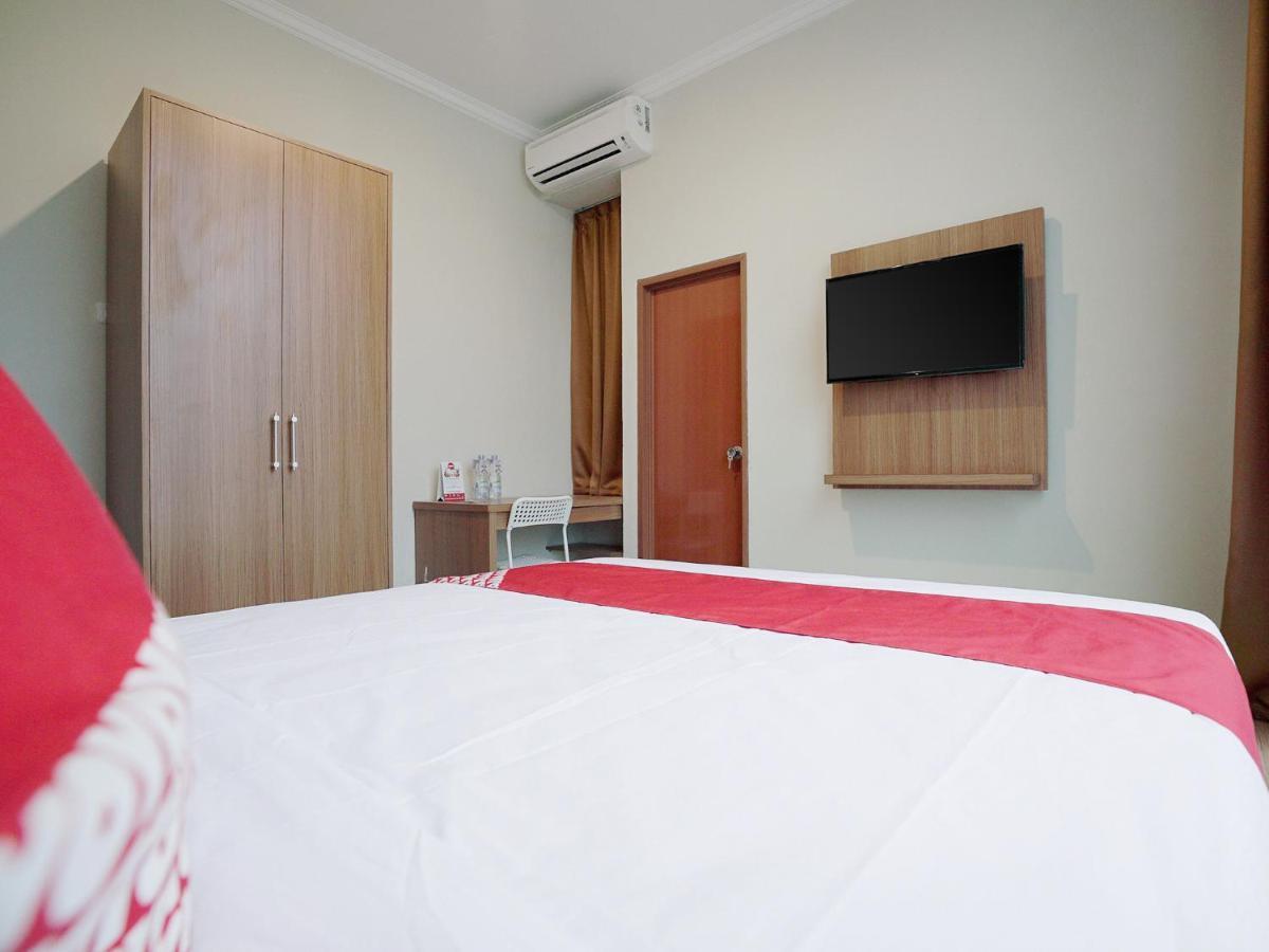 Oyo 415 The Kartini 8 Residence ジャカルタ エクステリア 写真