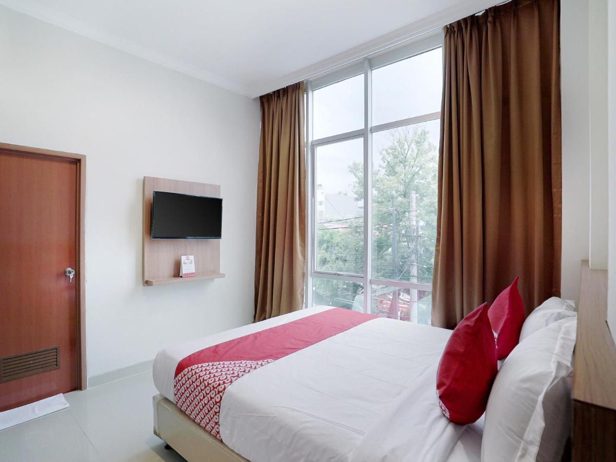 Oyo 415 The Kartini 8 Residence ジャカルタ エクステリア 写真