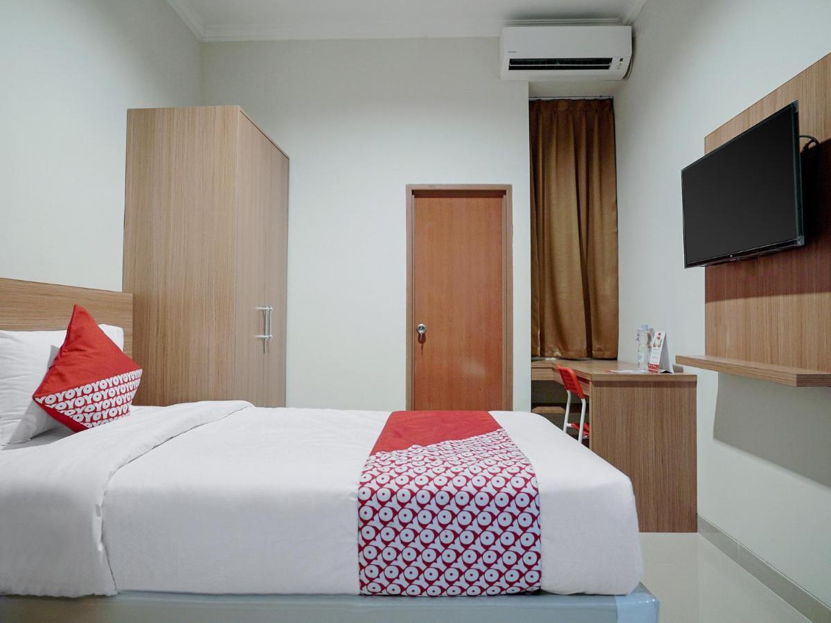Oyo 415 The Kartini 8 Residence ジャカルタ エクステリア 写真