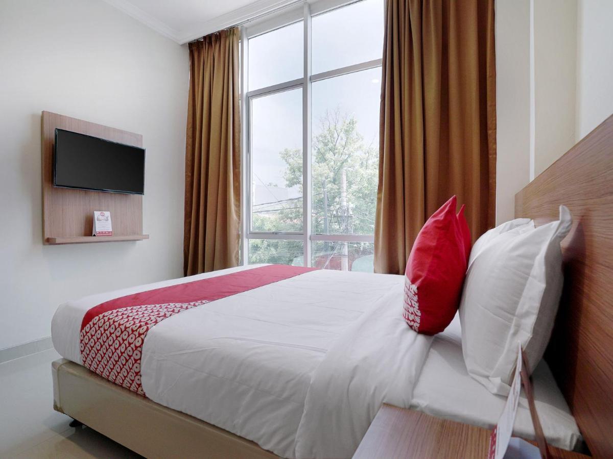 Oyo 415 The Kartini 8 Residence ジャカルタ エクステリア 写真